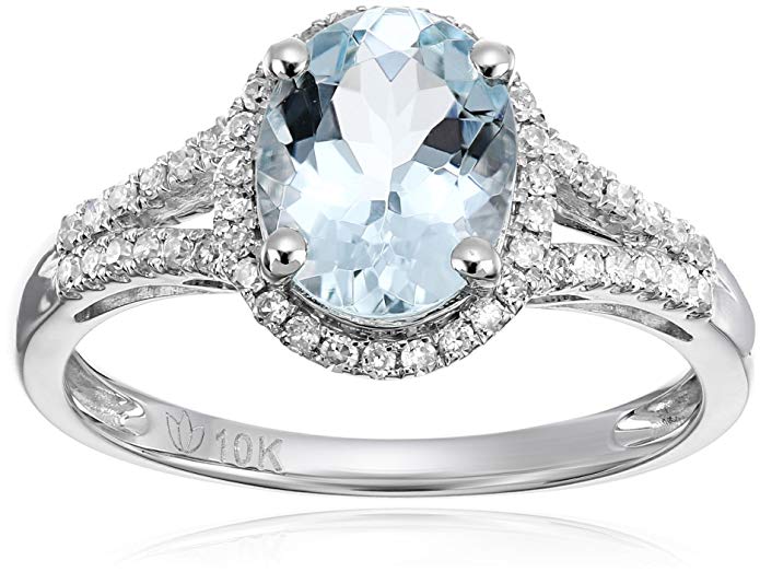 10k Engagement Ring with Oval Stone featuring Diamond Halo (1/5cttw, H-I Color, I1-I2 Clarity), Size 7